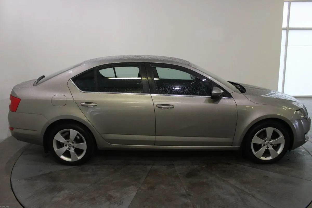 Skoda Octavia STYLE 1.6TDI 90HP - TENDER 31 - Image 2