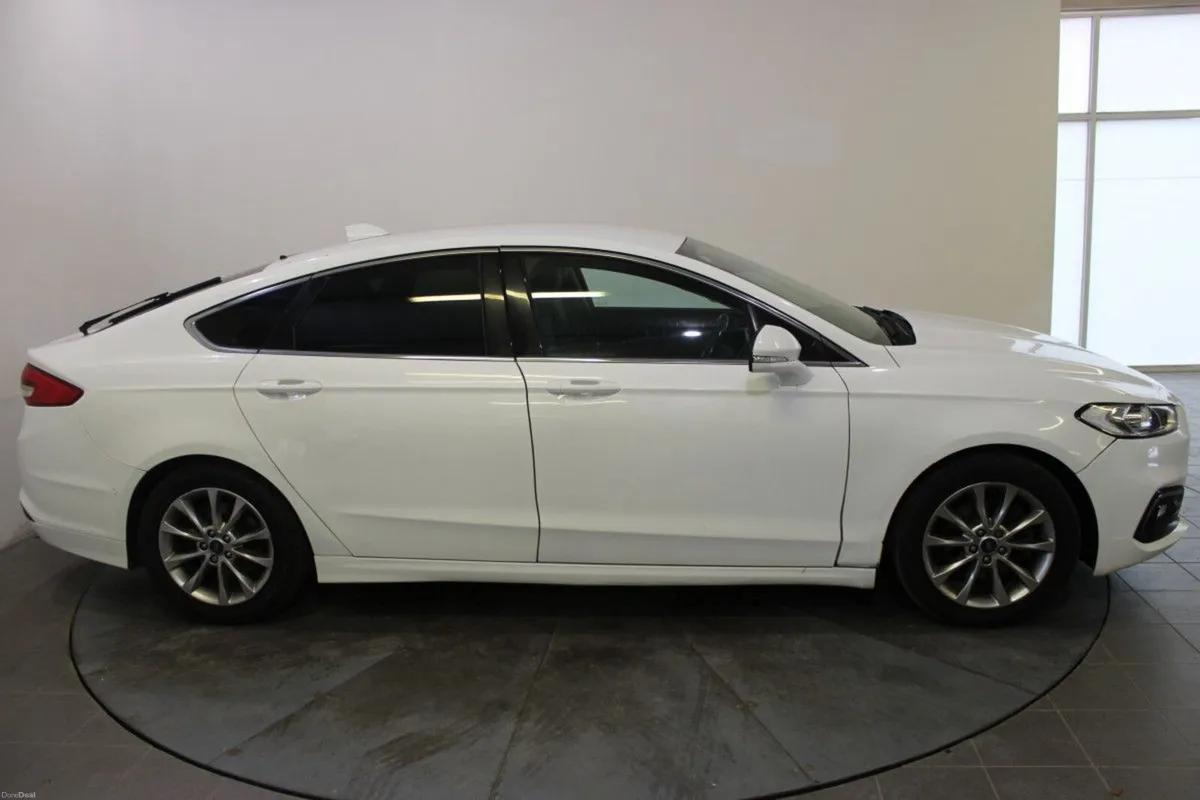 Ford Mondeo 2.0L EcoBlue Titanium Auto - TENDER 29 - Image 2