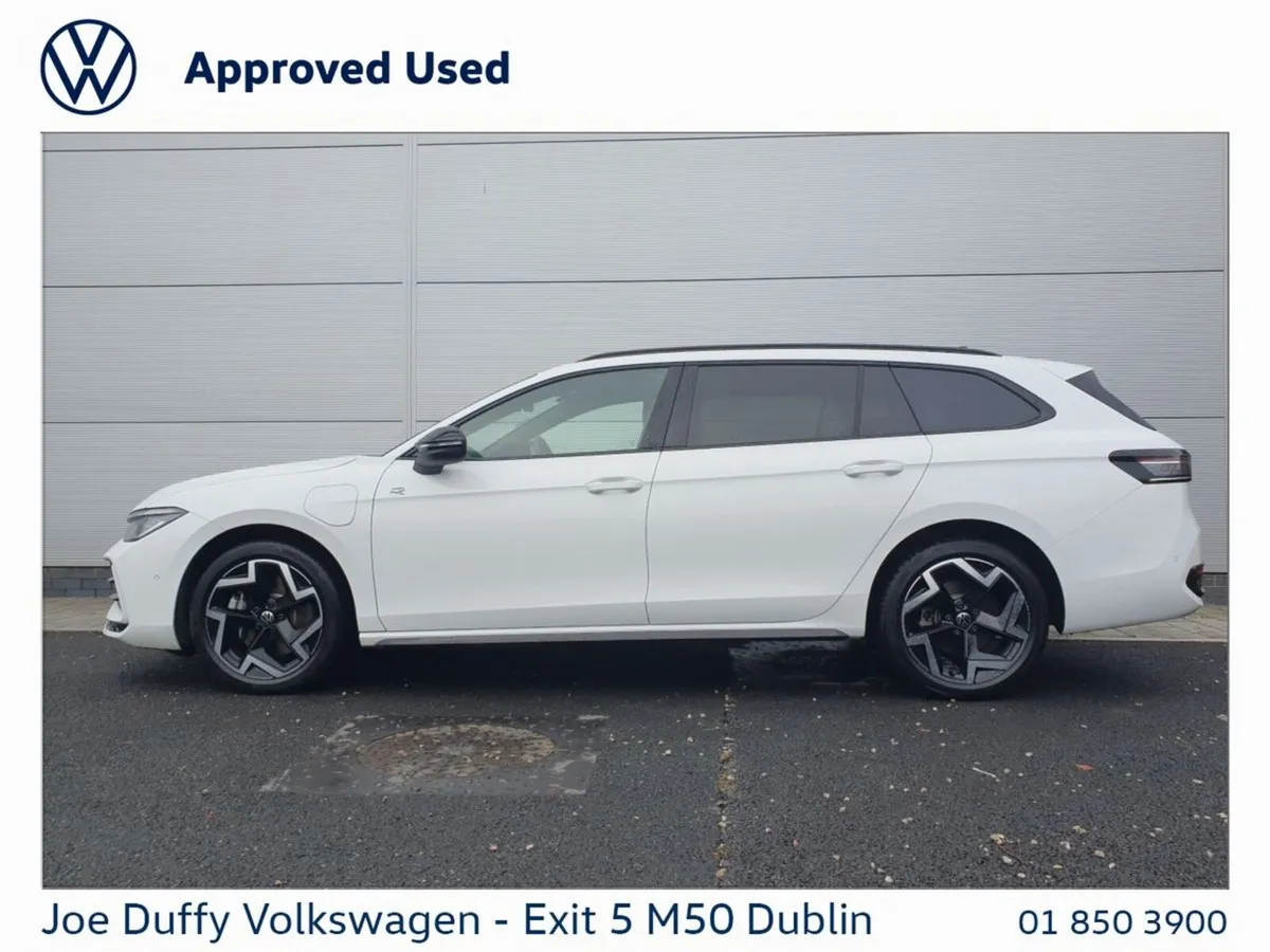 Volkswagen Passat  R-LINE PHEV 19.7 KWH 115BHP AUT - Image 6