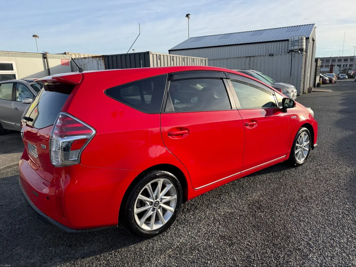 Toyota Prius 2015 - Image 6