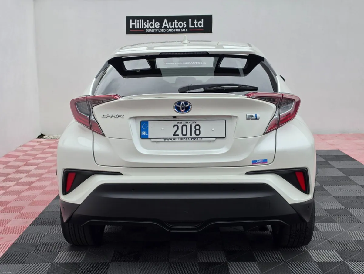 Toyota C-HR G-LED EDITION 1.8 PETROL HYBRID AUTOMA - Image 6