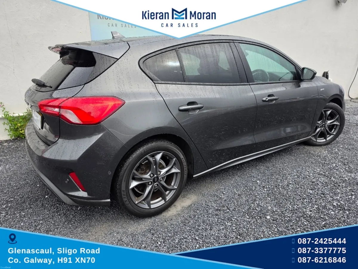 Ford Focus 120PS 5DR ST-LINE - Image 5