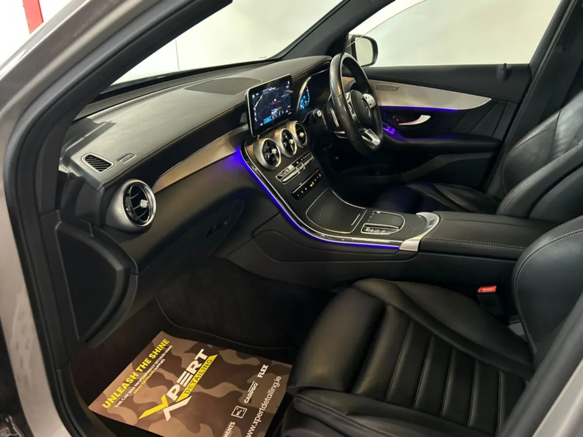 Mercedes-Benz GLC 300 AMG LINE PREMIUM DE 4MATIC - Image 5