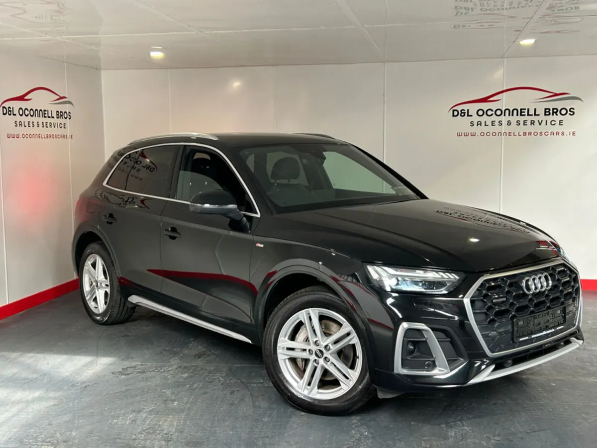 Audi Q5 S LINE 50 TFSI E QUATTRO - Image 1