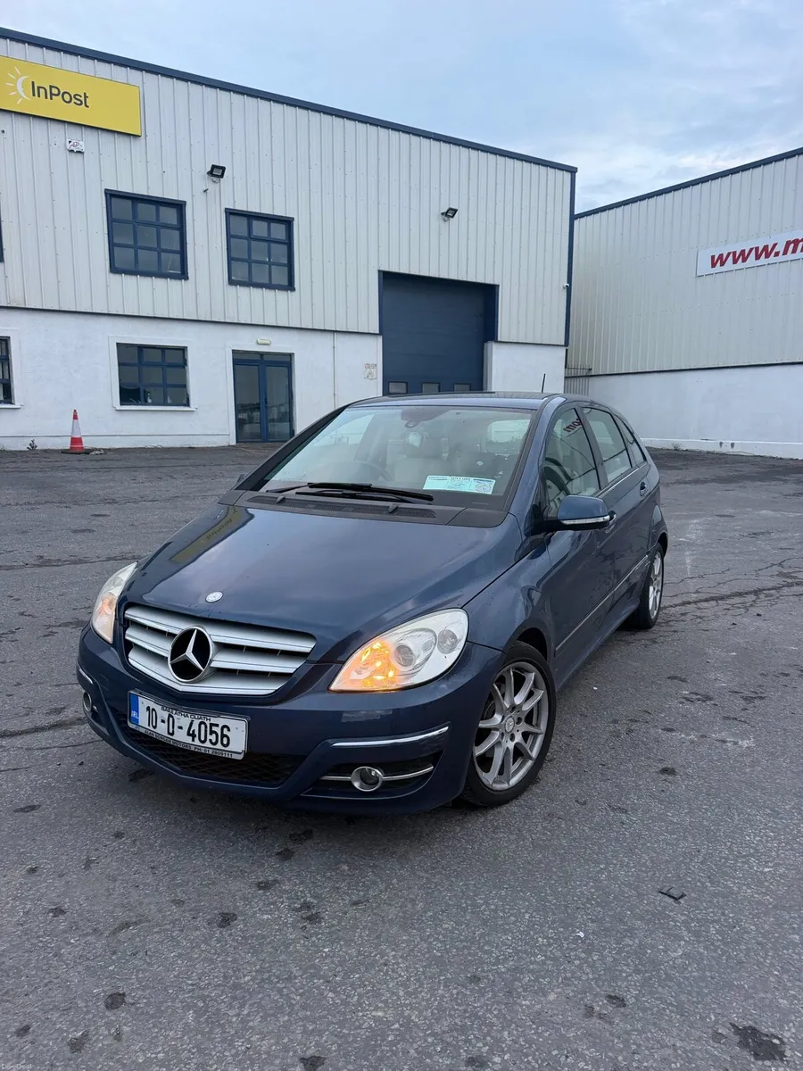 Mercedes B150 low mileage - Image 1