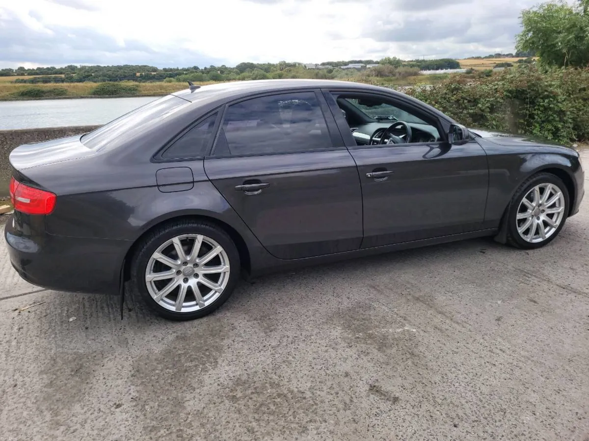 Audi a4 2.0tdi Automatic - Image 6