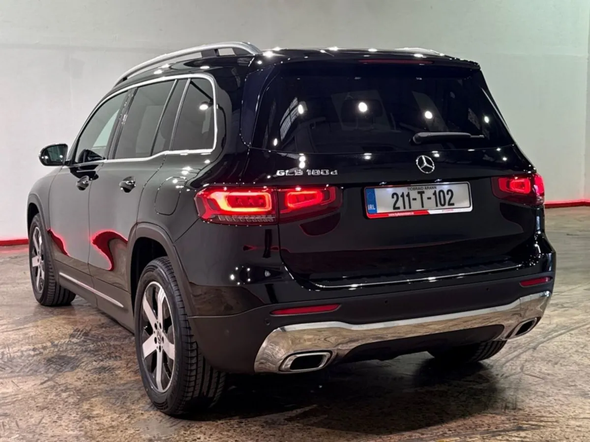 Mercedes-Benz GLB 2.0 - AUTOMATIC - CRUISE CONTROL - Image 5