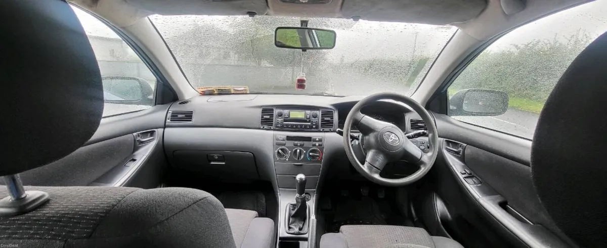 2005 Toyota Corolla - Image 6