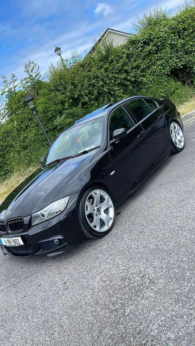 Bmw E90 323i 2.5 petrol automatic - Image 1