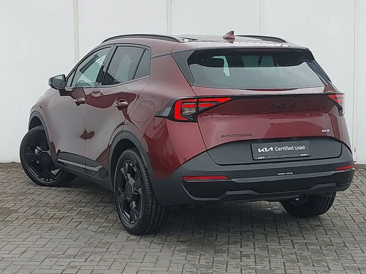 Kia Sportage Black Edition PHEV - Image 2