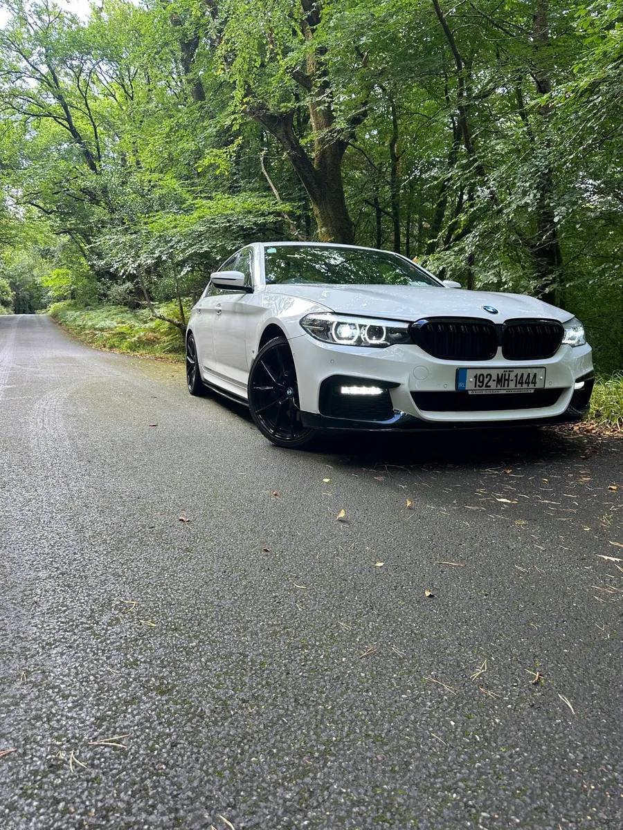 2019 BMW 530e MSport - Image 3