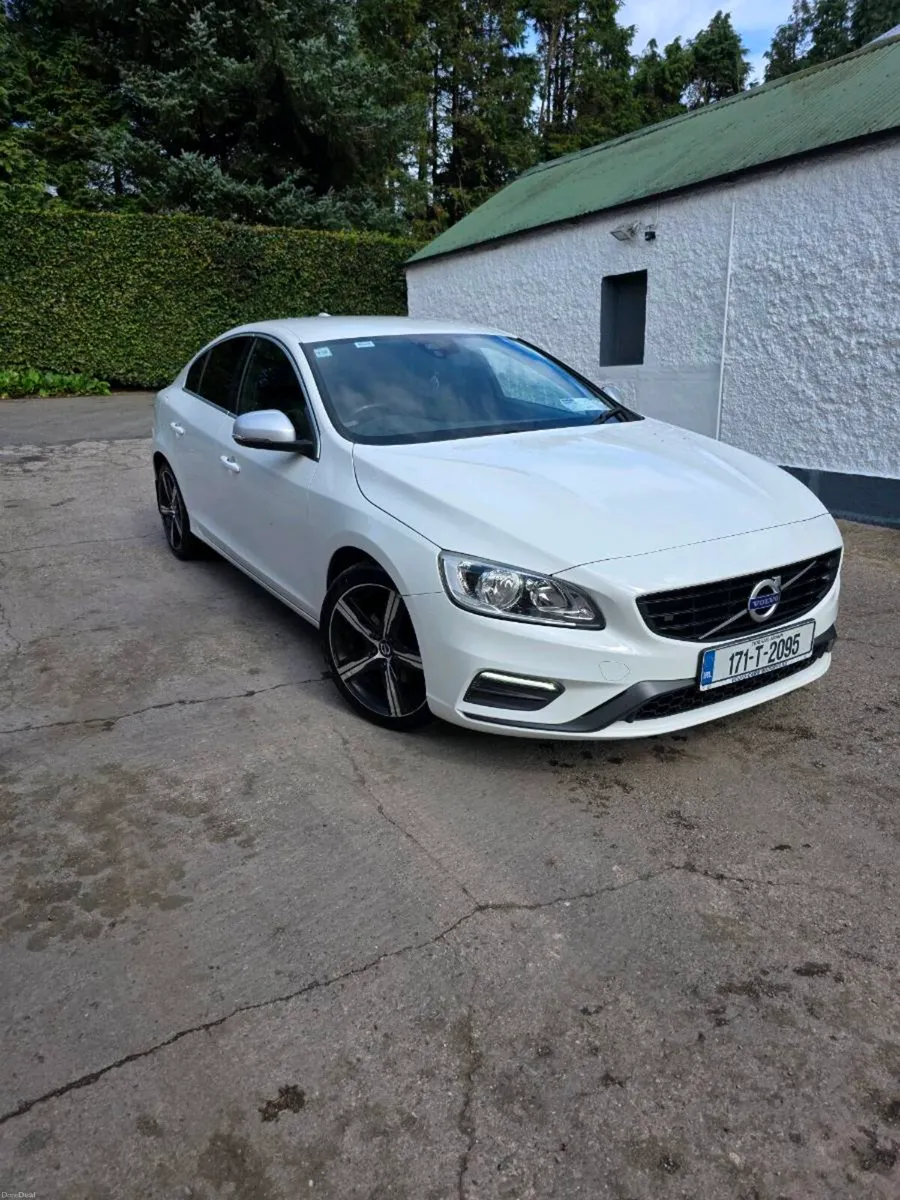 Volvo S60 D2 R Design - Image 1