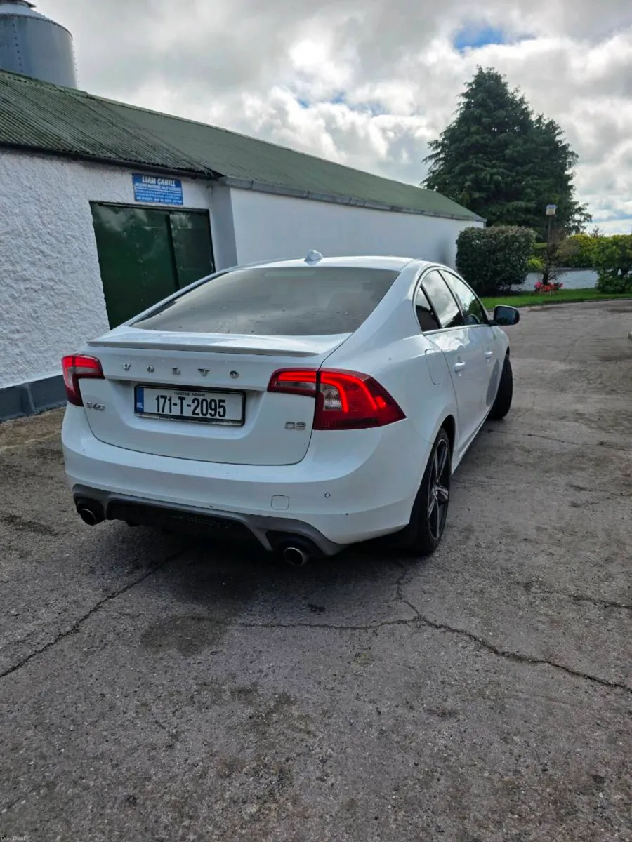 Volvo S60 D2 R Design - Image 5