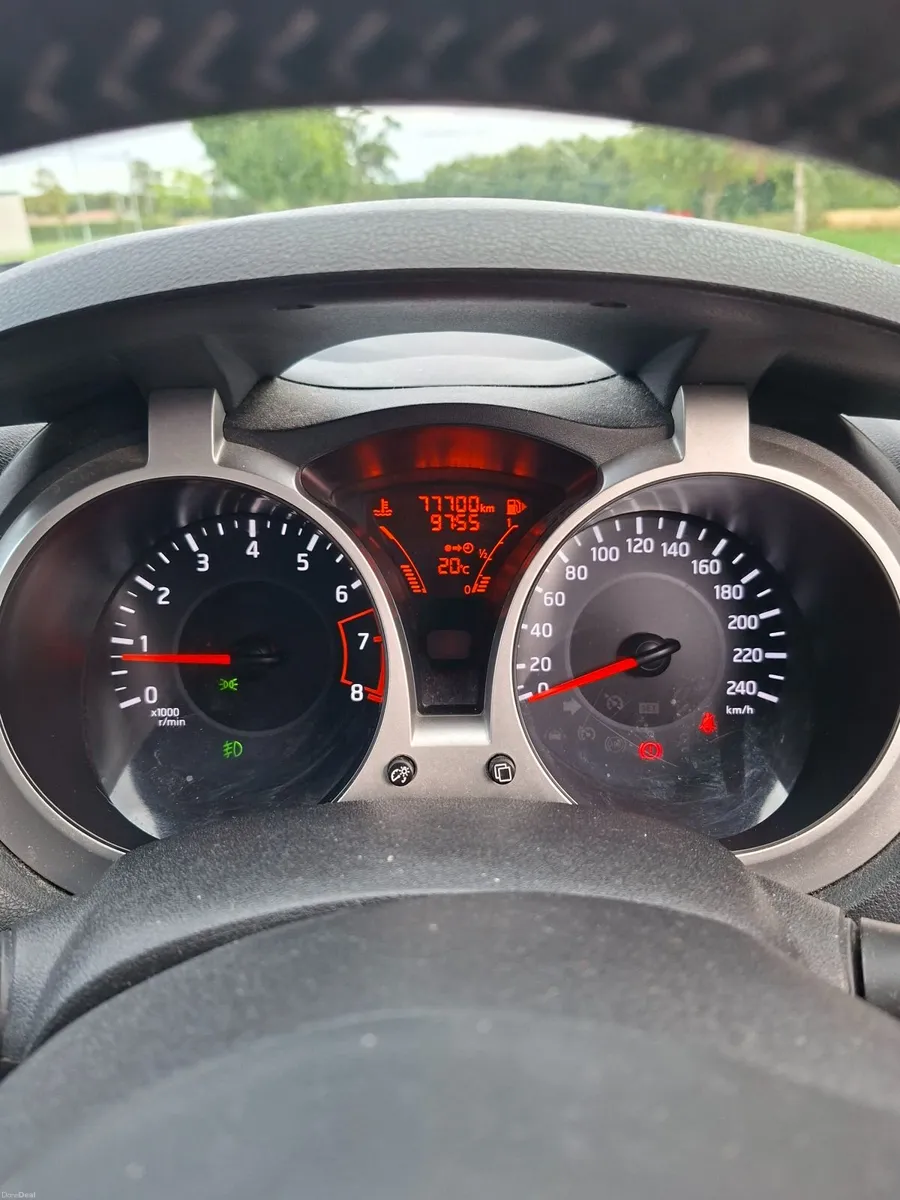 2017 Nissan juke 1.2 petrol just 77000km - Image 6