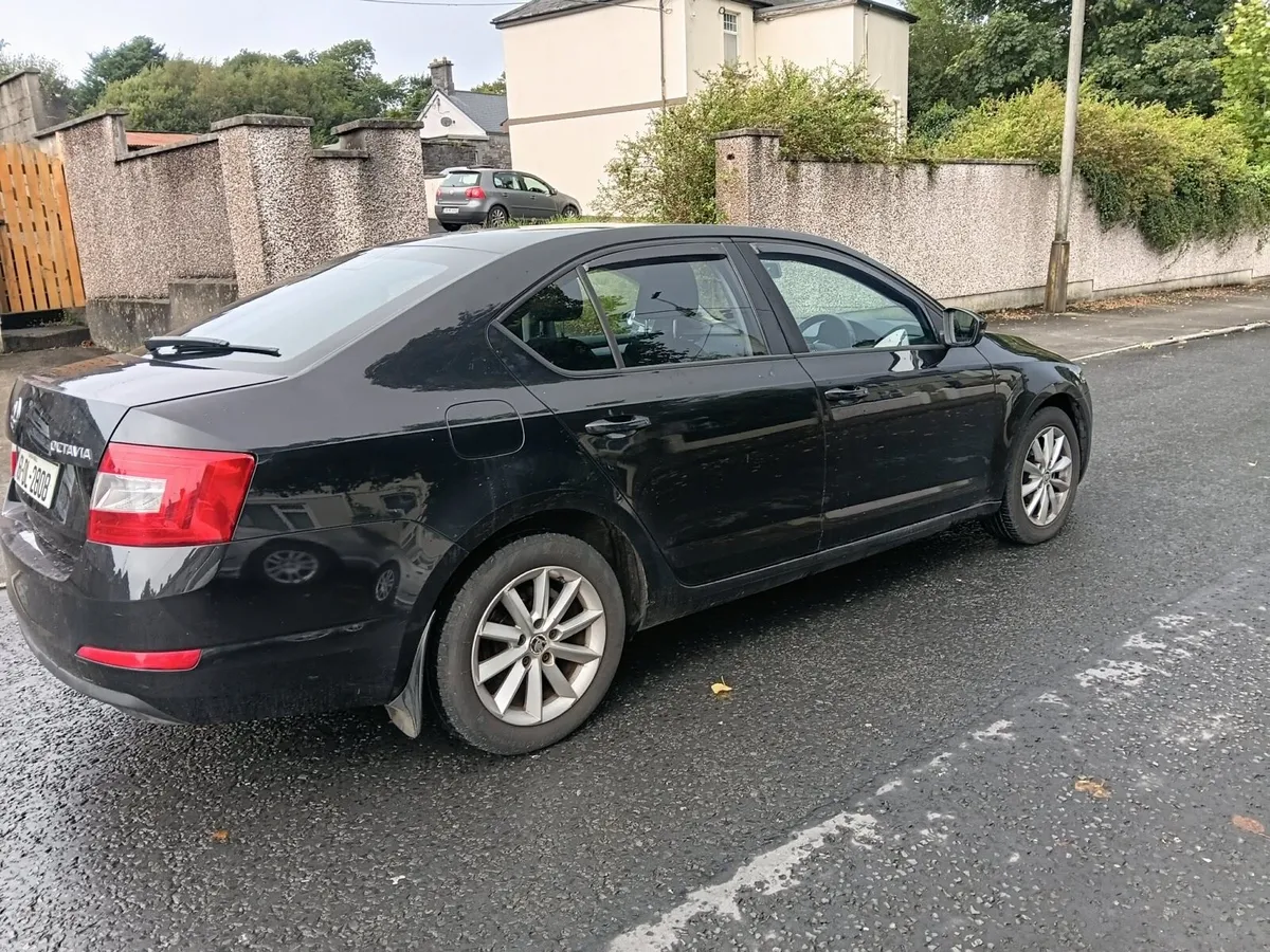 2016 Skoda Octavia 1.6 Diesel 236,000 Km - Image 2