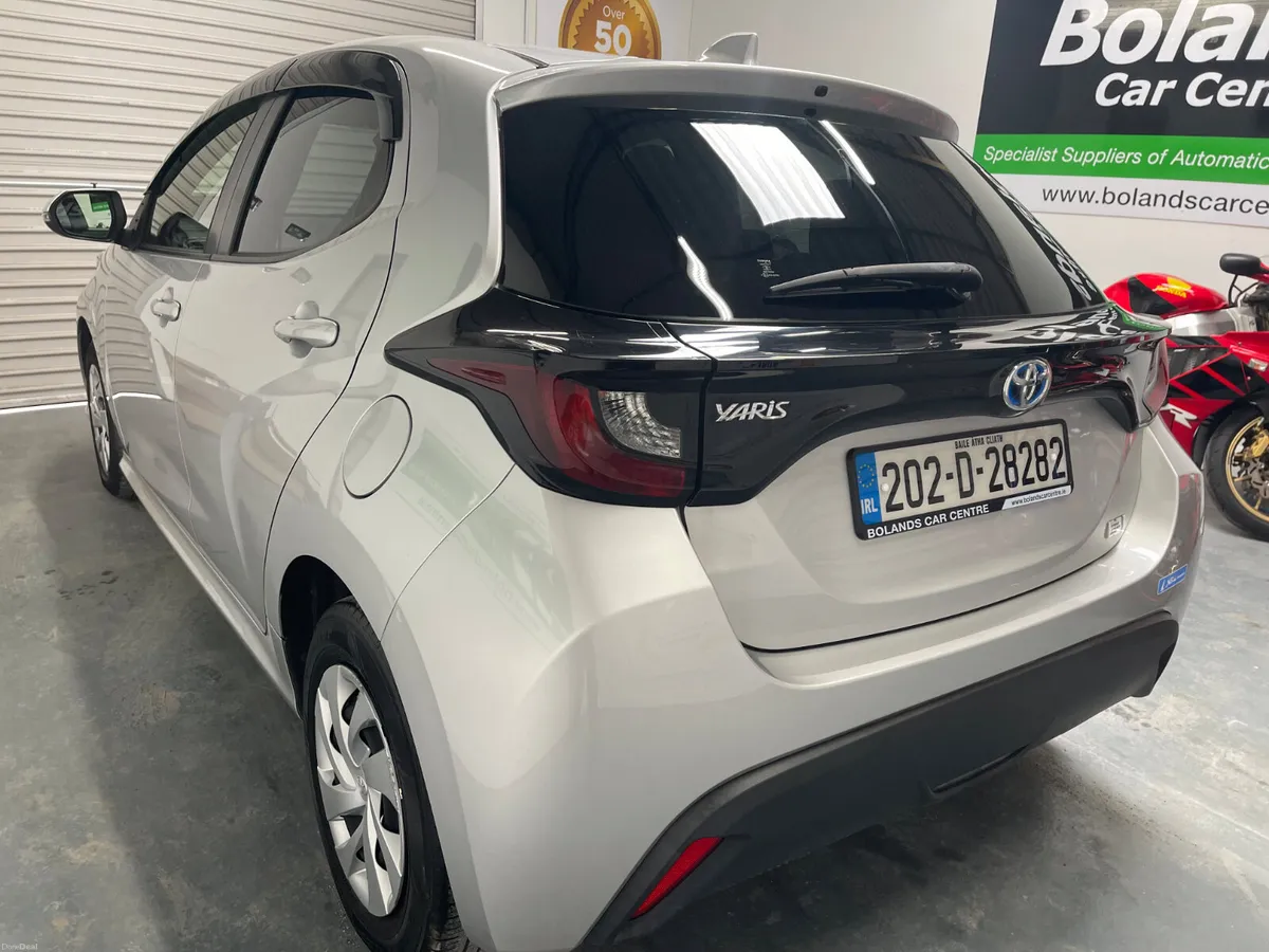 2020 Toyota Yaris Hybrid 1.5 Automatic 5dr Model - Image 6