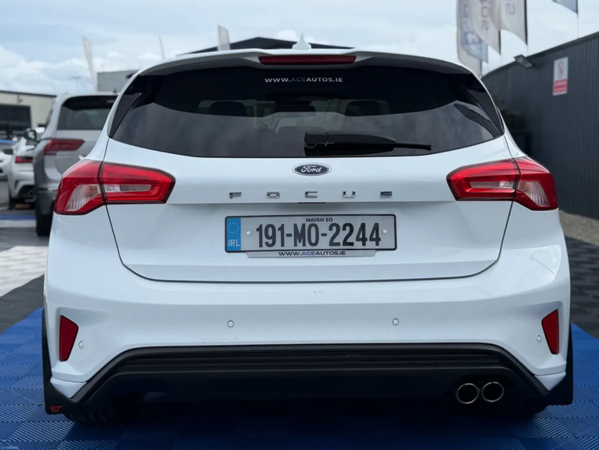 Ford Focus ST-LINE X - 1.5 DIESEL - MANUAL - 12M W - Image 6