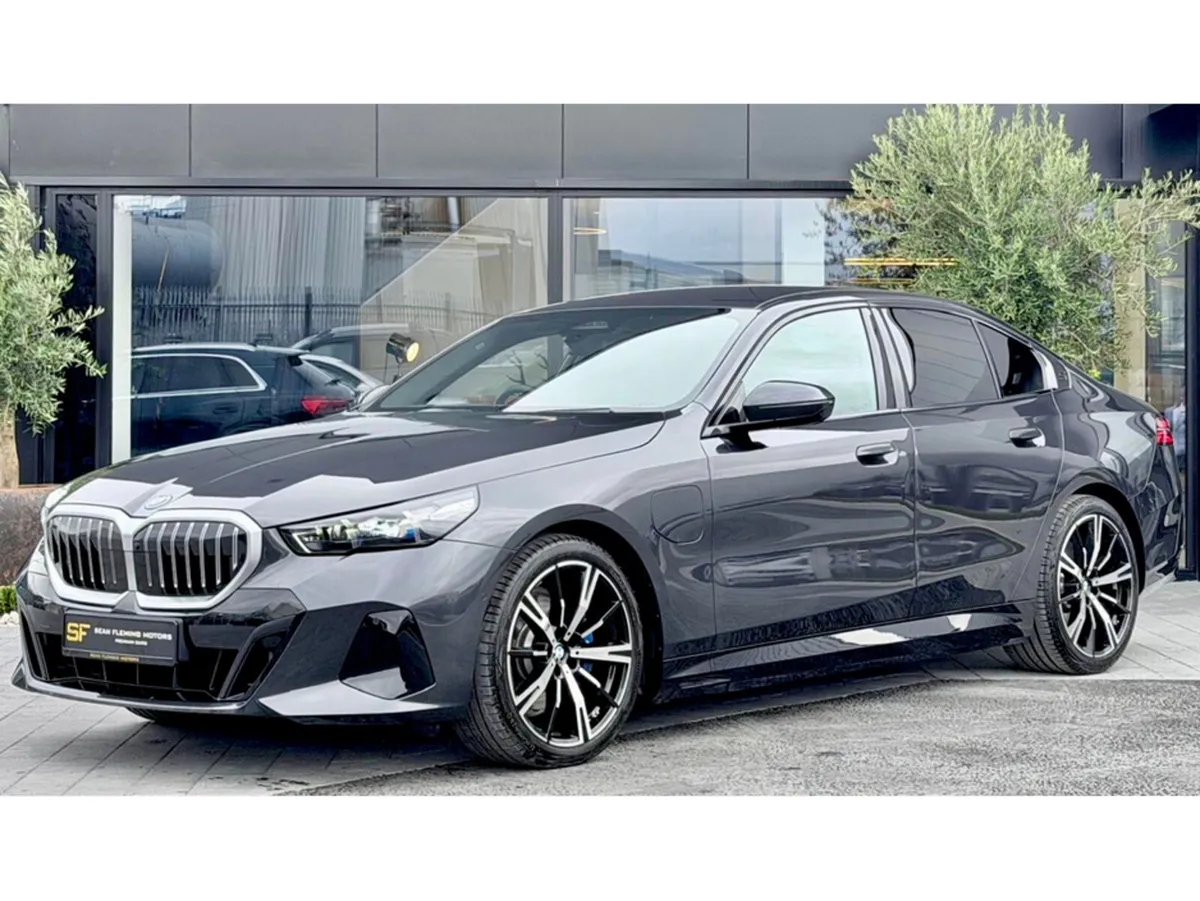 BMW 5-Series M SPORT AUTO - Image 2