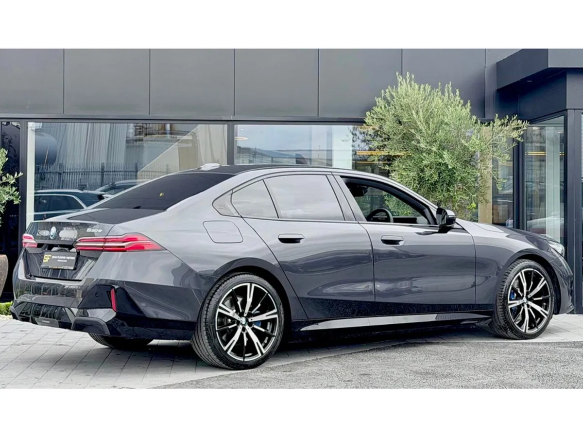 BMW 5-Series M SPORT AUTO - Image 4