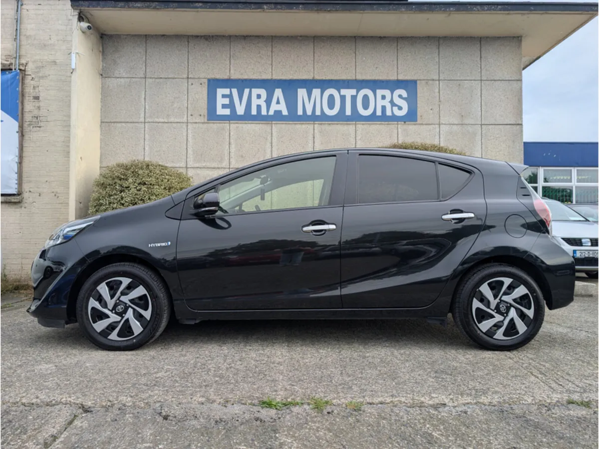 Toyota Aqua S STYLE AUTOMATIC HYBRID 1.5 PETROL // - Image 5
