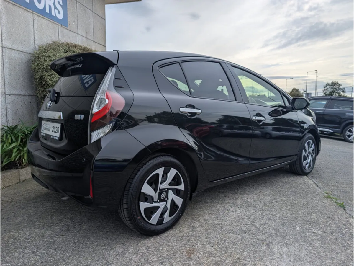 Toyota Aqua S STYLE AUTOMATIC HYBRID 1.5 PETROL // - Image 6