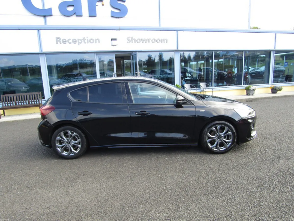 Ford Focus ST-LINE - Image 3