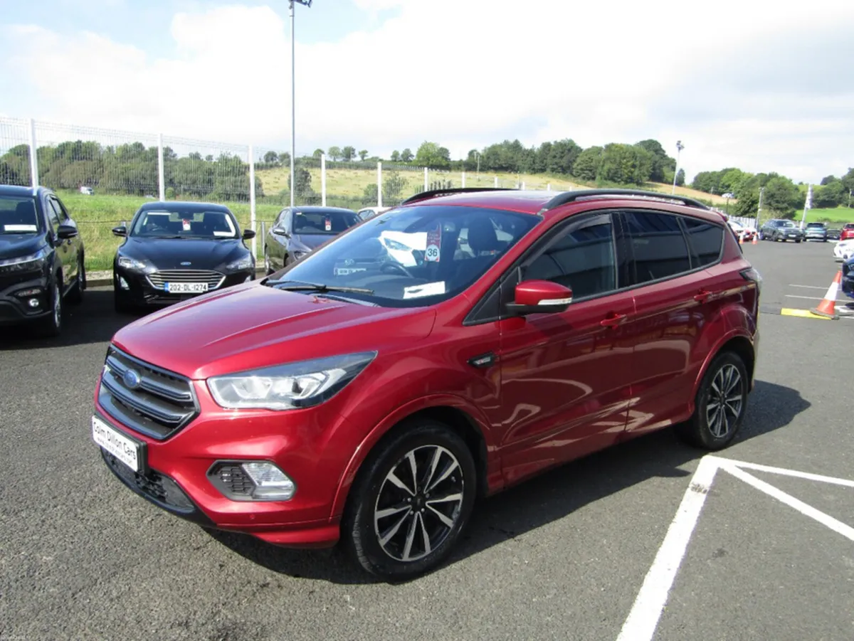 Ford Kuga 1.5 TDCI 120PS FW FWD 4DR ST-LINE - Image 5