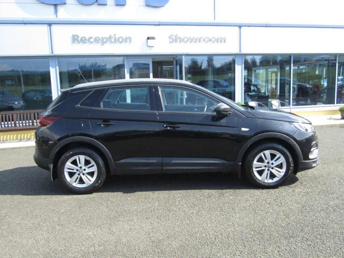 Opel Grandland X SC 1.6 TURBO D 120 120PS 4DR - Image 3