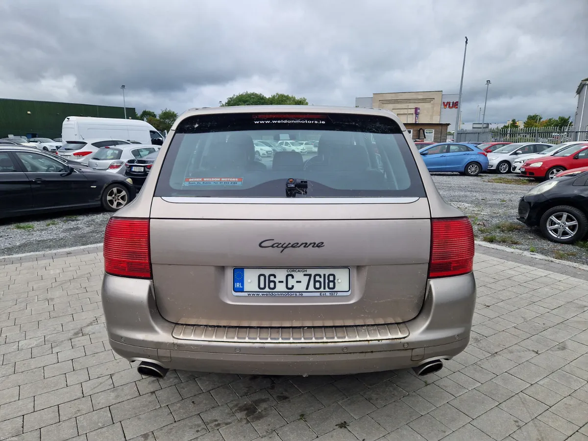 Porsche Cayenne 2006 - Image 6