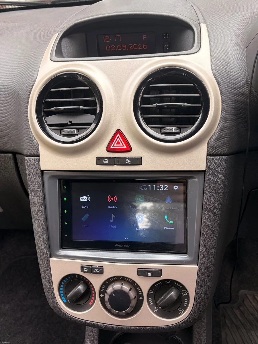 Vauxhall Corsa 2010 with Apple car play - Image 4