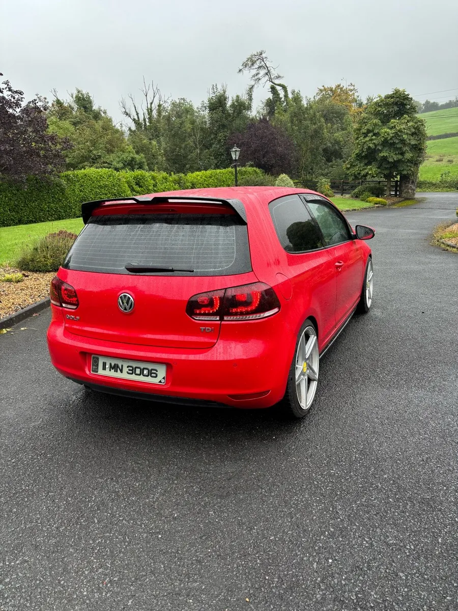 2011 1.6 tdi 3 door Volkswagen Golf - Image 3