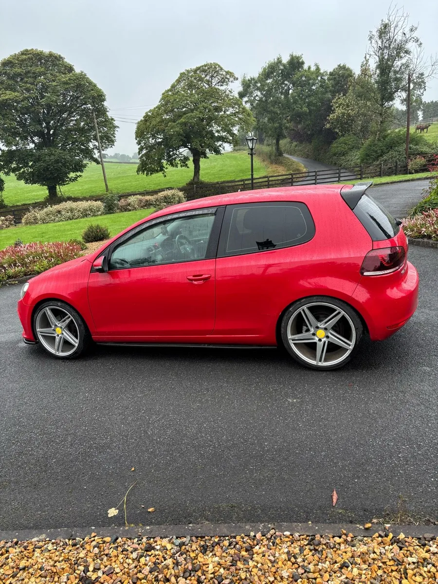 2011 1.6 tdi 3 door Volkswagen Golf - Image 5