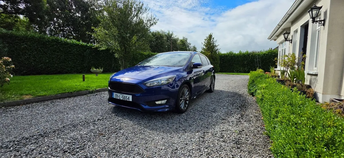 2017 Ford Focus 1.0L ST Line EcoBoost Petrol - Image 2