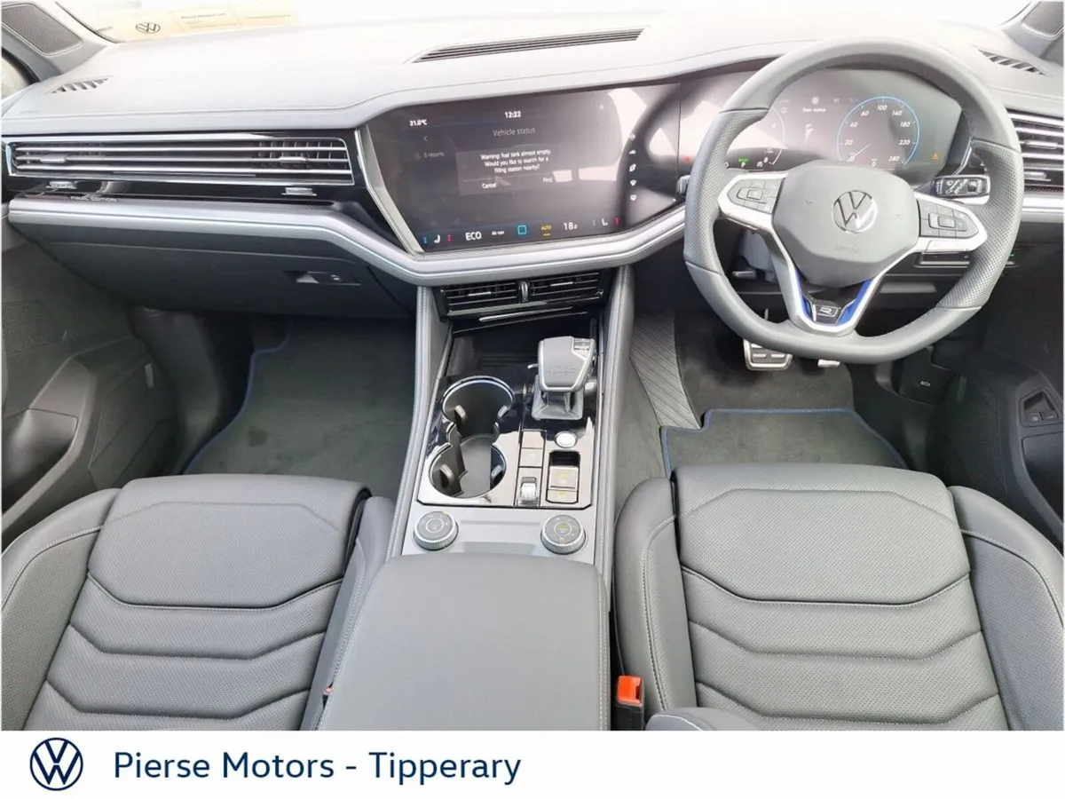 Volkswagen Touareg 3.0 TSI PHEV 462HP R - Image 4