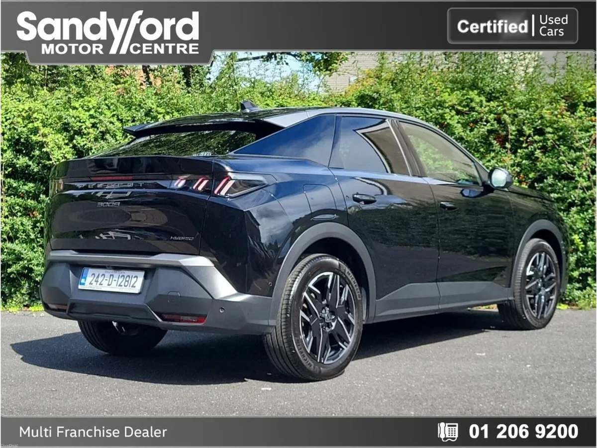 Peugeot 3008 1.2 MHEV PureTech 136bhp eDCS6 Allure - Image 2