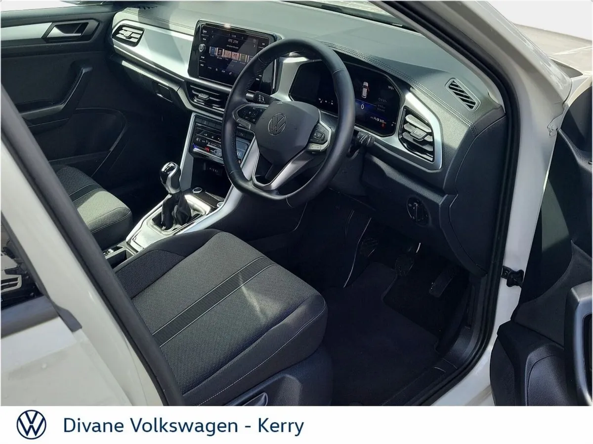 Volkswagen T-Roc EDITION 75 2.0TDI 116HP - Image 4