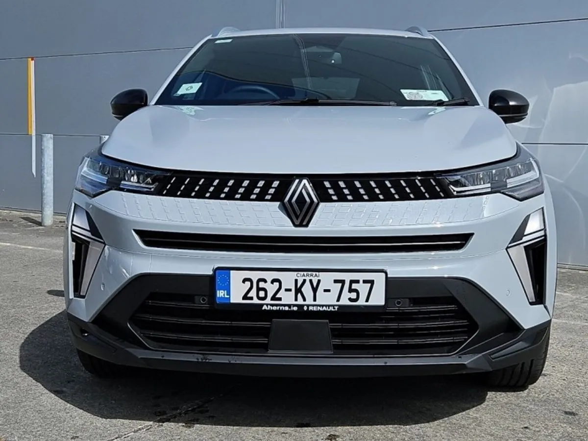 Renault Captur 1.0 L Techno - Image 2