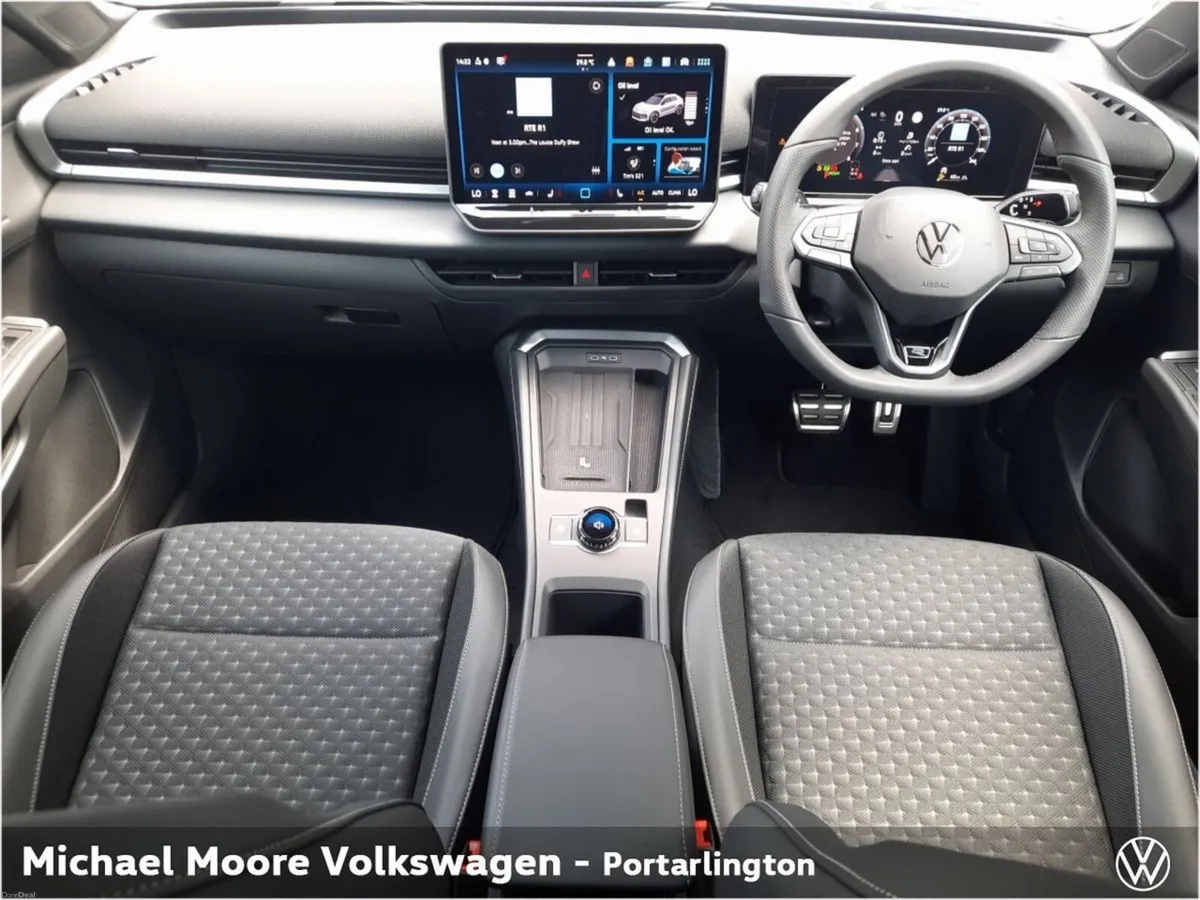 Volkswagen T-Roc R-LINE 1.5TSI 150HP MHEV - Image 2
