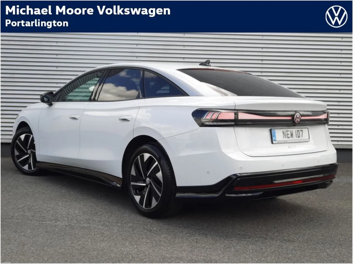Volkswagen ID.7 PRO PLUS 77KWH - Image 2