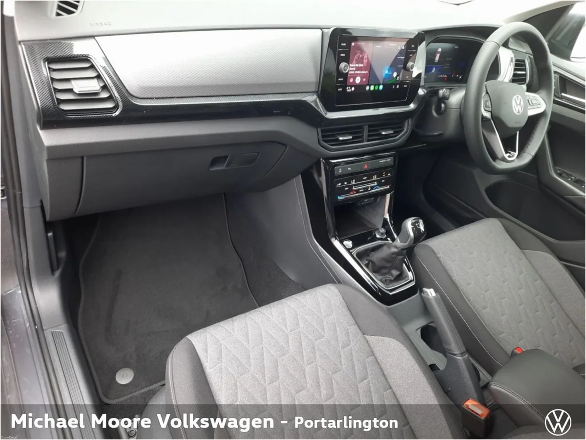 Volkswagen T-Cross EDITION 75 1.0TSI 95HP M5F - Image 4
