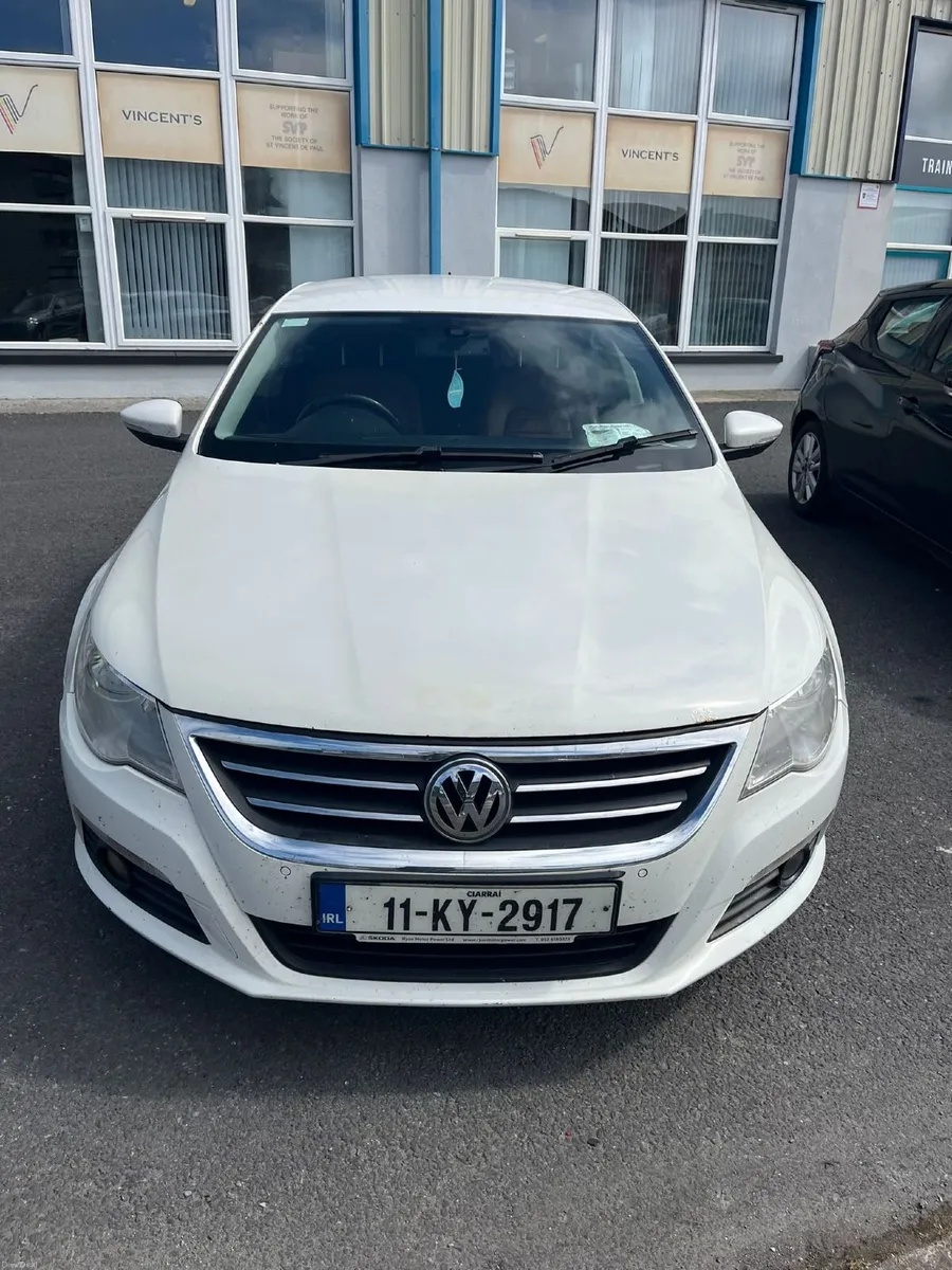 Volkswagen Passat 2011 cc - Image 6