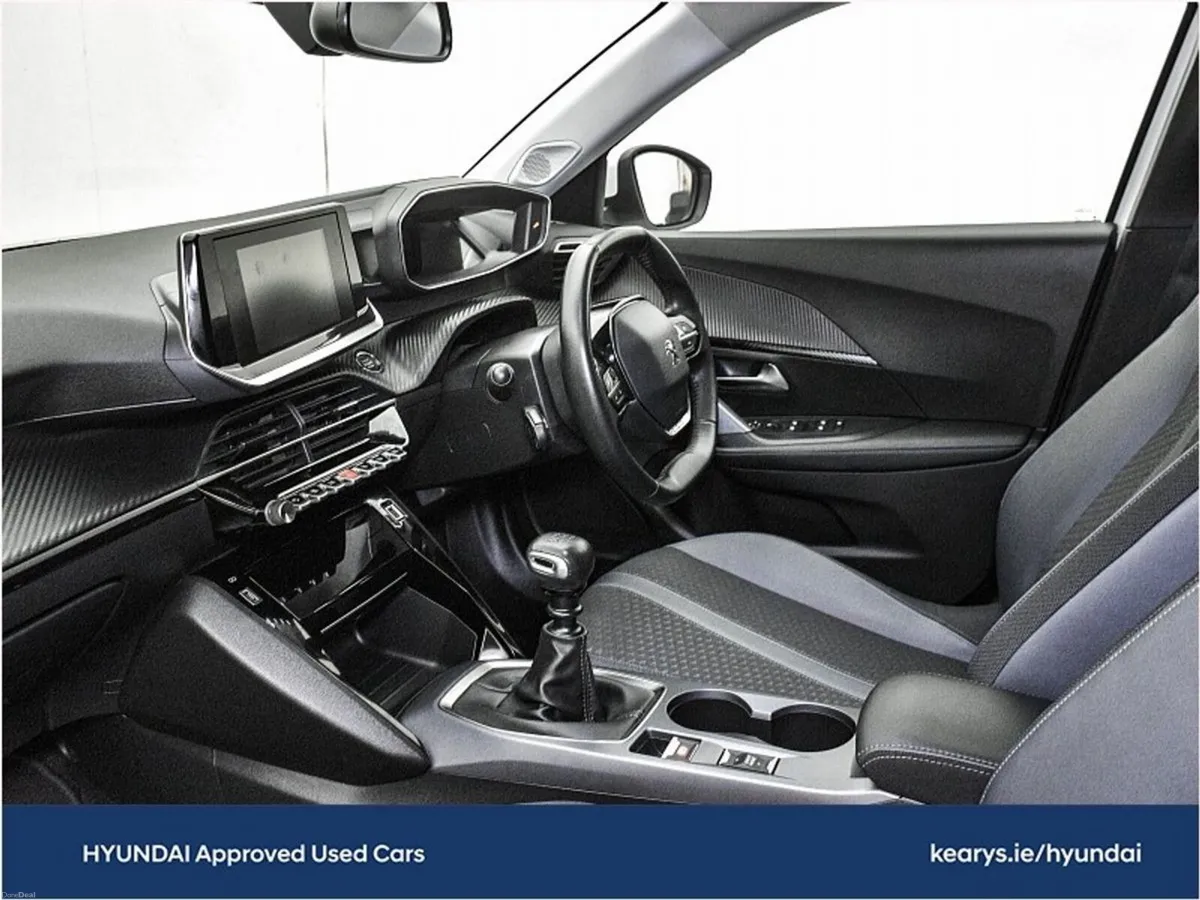 Peugeot 2008 1.2 Puretech 100bhp Allure - Image 5