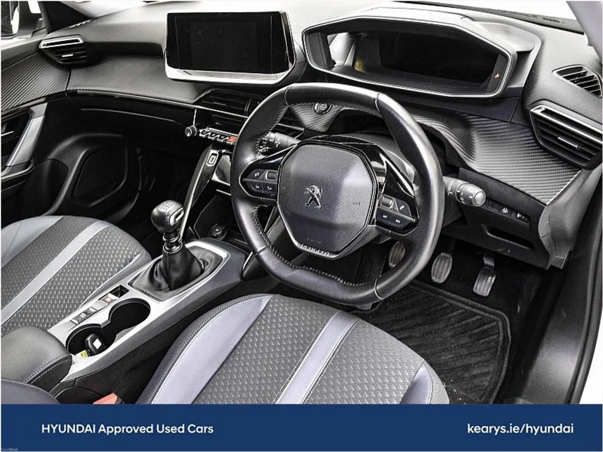 Peugeot 2008 1.2 Puretech 100bhp Allure - Image 6