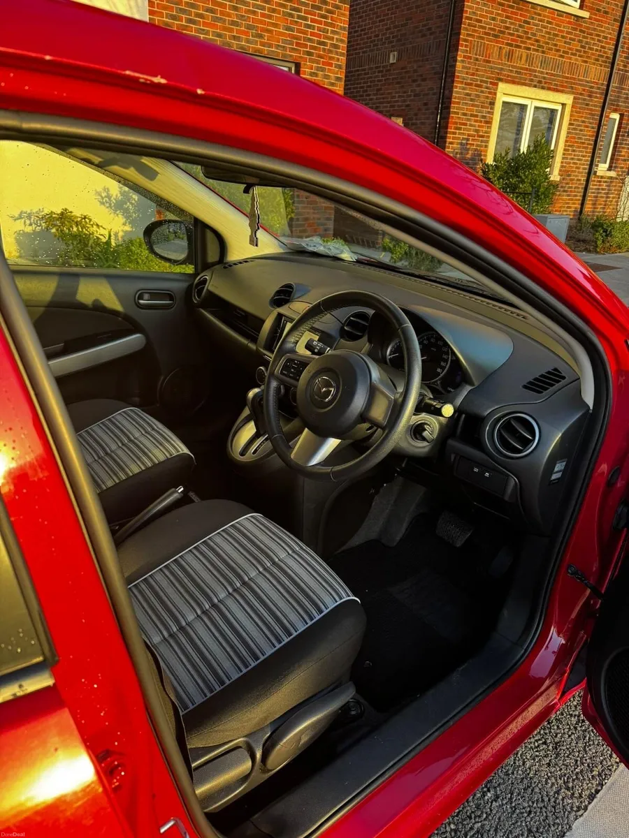 Mazda Demio 1.3 Automatic — €5,750 - Image 6