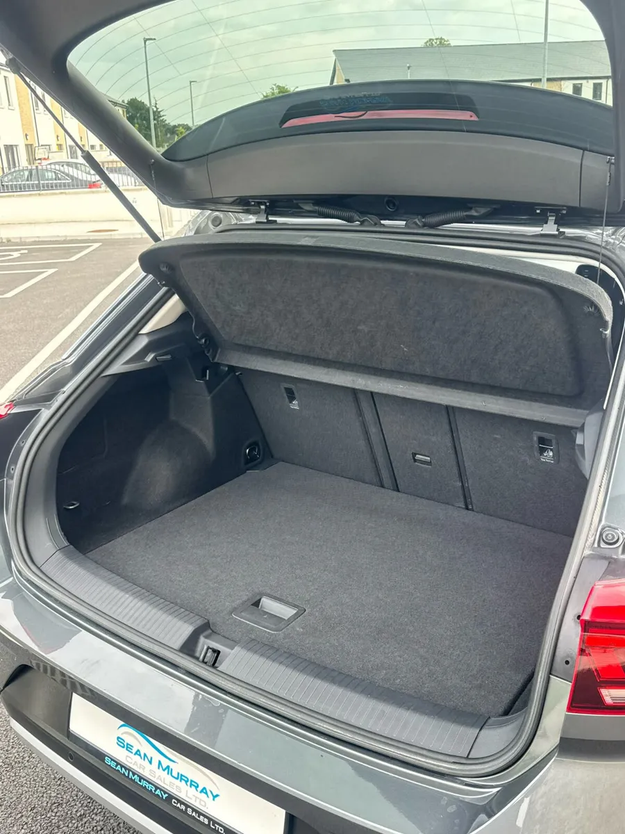 Volkswagen T-Roc 2023 - Image 5