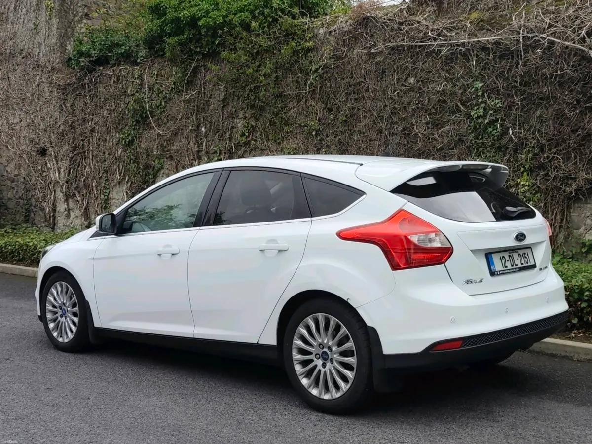 Ford Focus Titanium Full Ford Service History - Image 6
