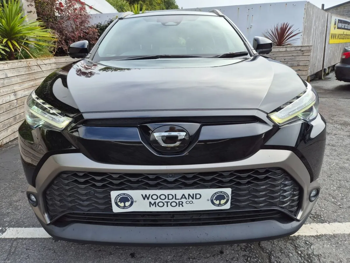 Toyota Corolla Cross 1.8 HYBRID / SPORT Z-PACK WIT - Image 3