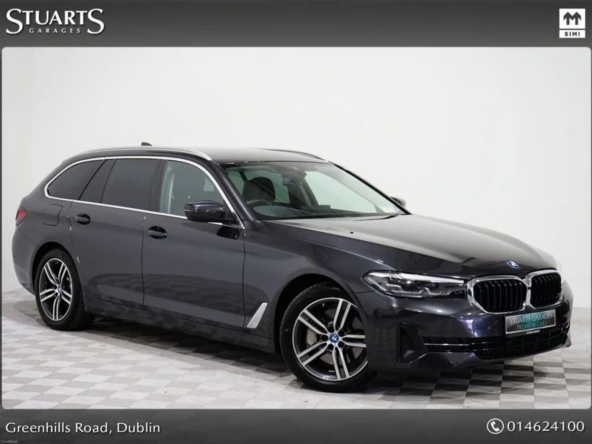 BMW 5-Series *ONLY 29, 800 KM* COMFORT AND TECH PA - Image 1