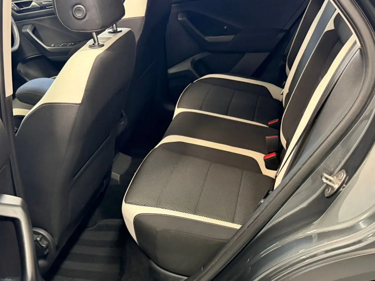 Volkswagen T-Roc Sport 1.5 TSI D7F 150HP 5DR AU #4 - Image 5