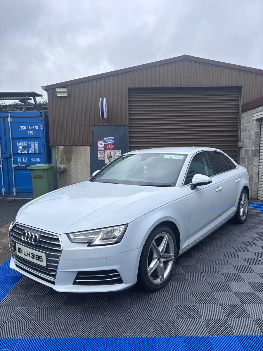 Audi A4 2018 - Image 2